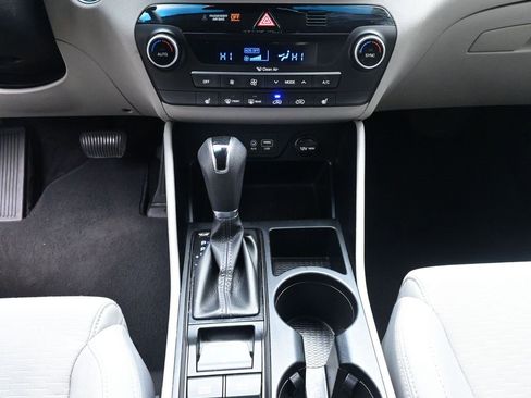 Used 2020 Hyundai Tucson SEL image 13