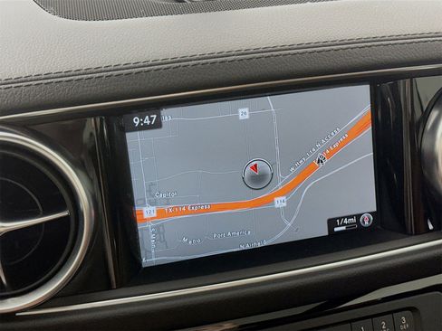 Used 2017 Mercedes-Benz SL 550 image 14