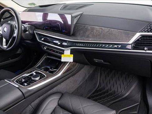 New 2027 BMW X7 xDrive40i AWD/4WD image 23