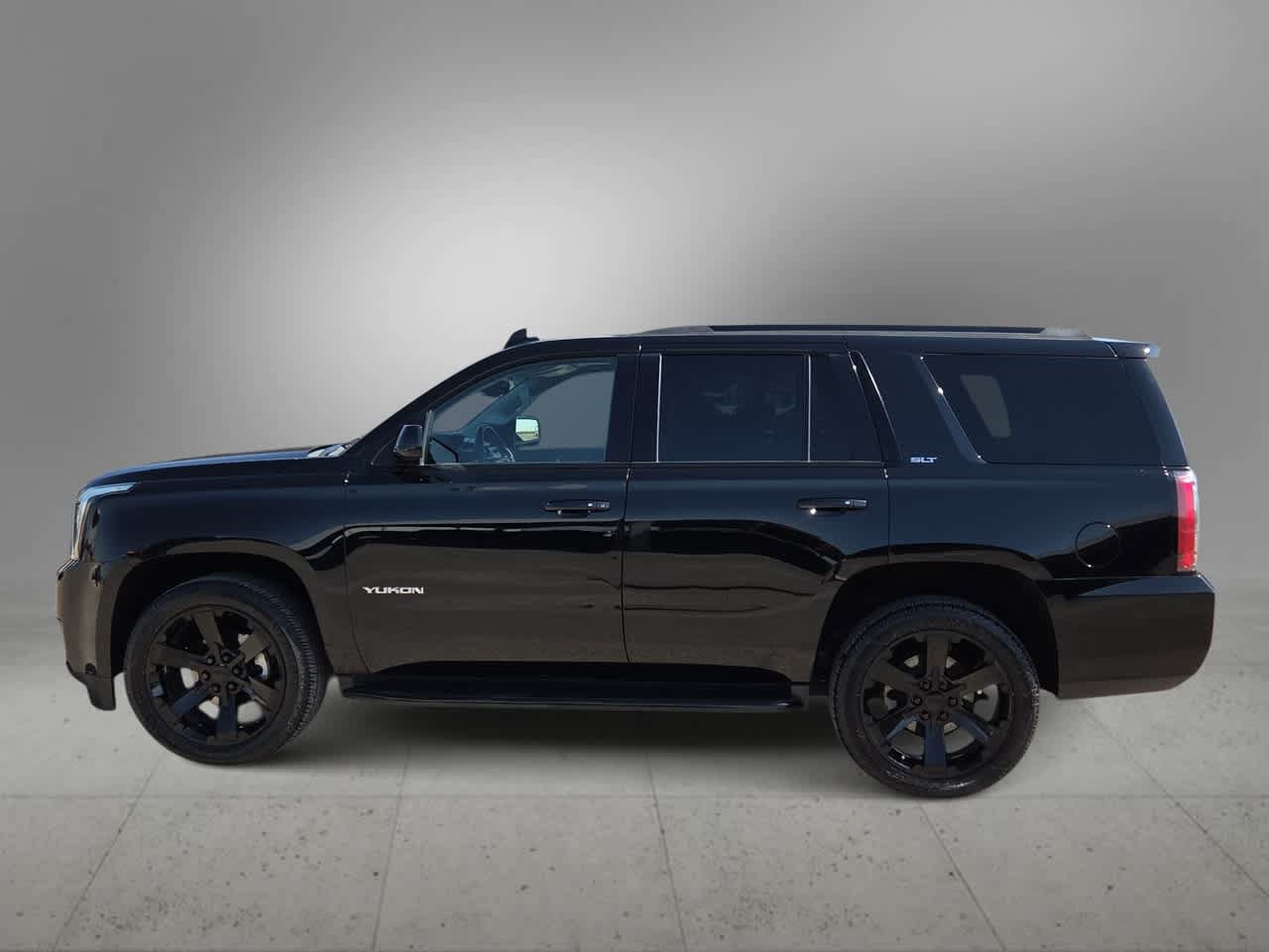 Used 2019 GMC Yukon SLT w/ Graphite Performance Edition RWD image 5