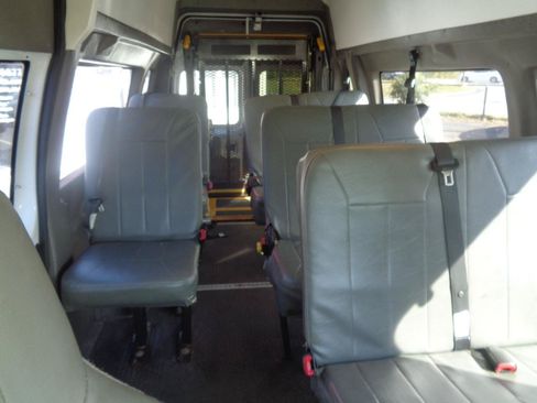 Used 2013 Ford E-250 and Econoline 250 Extended w/ PWR Group RWD image 7