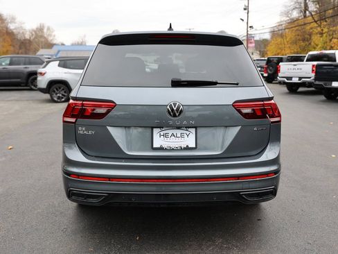 Used 2024 Volkswagen Tiguan SE R-Line image 6