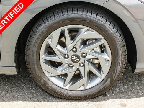 Certified 2024 Hyundai Elantra SEL FWD image 9