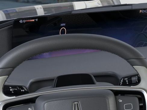 New 2026 Lincoln Navigator Premiere AWD/4WD image 14
