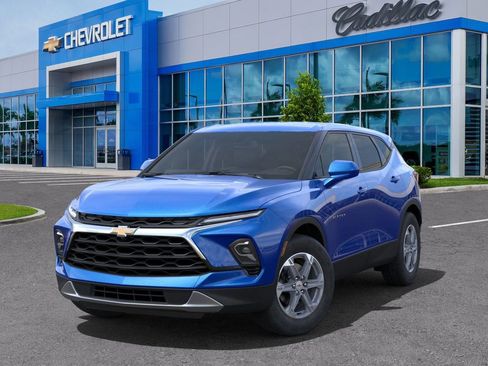 New 2025 Chevrolet Blazer LT image 7