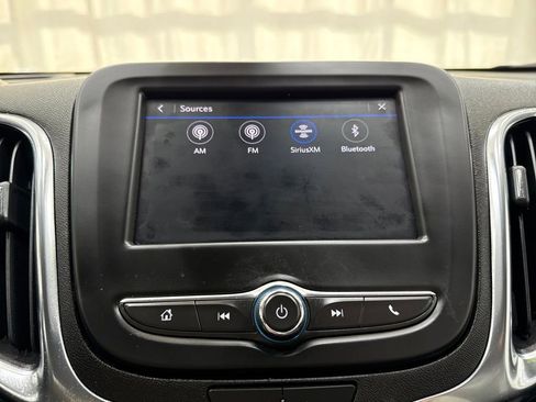 Used 2024 Chevrolet Equinox LT w/ LPO, Floor Liner Package image 29