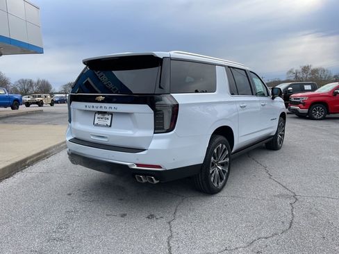 New 2026 Chevrolet Suburban High Country image 56