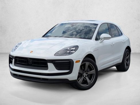 Certified 2025 Porsche Macan AWD/4WD image 1