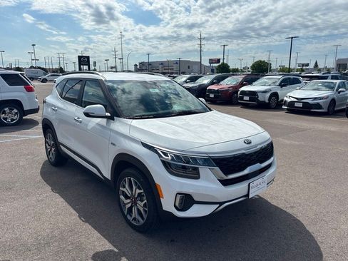 Used 2021 Kia Seltos SX AWD/4WD image 3