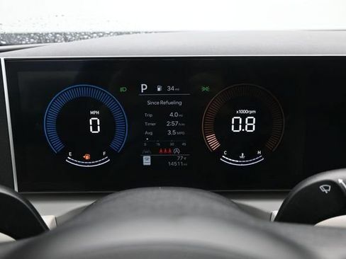Used 2025 Hyundai Tucson SEL FWD image 9