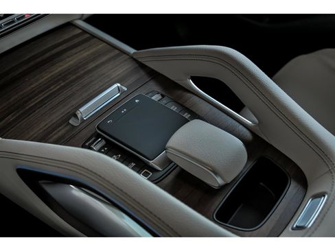 Certified 2026 Mercedes-Benz GLE 350 4MATIC image 19