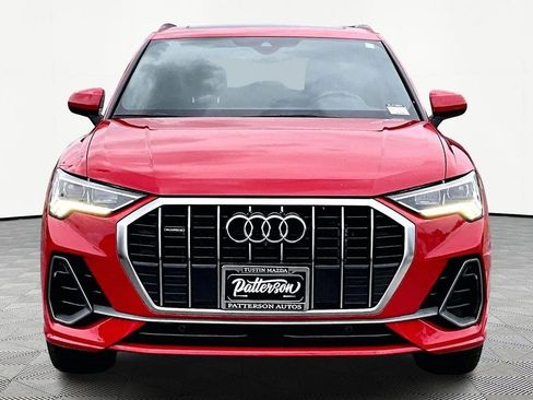 Used 2022 Audi Q3 2.0T Premium Plus w/ Premium Plus Package image 3