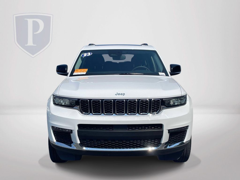 Certified 2023 Jeep Grand Cherokee L Limited w/ Trailer Tow Group (B) AWD/4WD image 3