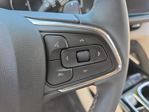 Certified 2023 Buick Envision Preferred FWD image 18