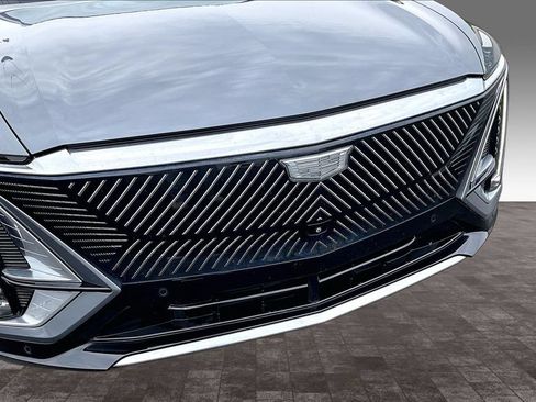 Used 2023 Cadillac Lyriq 2WD image 29