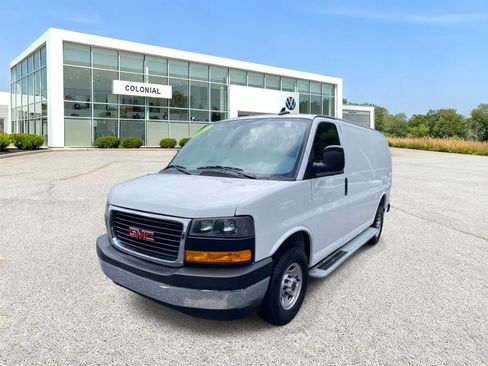Used 2025 GMC Savana 2500 w/ Driver Convenience Package RWD image 1