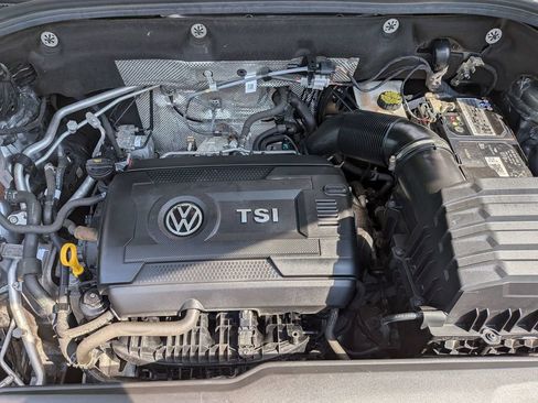 Used 2022 Volkswagen Atlas SEL AWD/4WD image 38