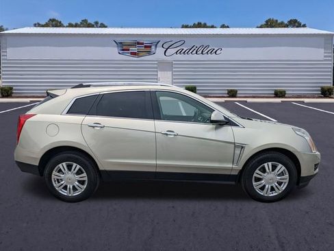Used 2016 Cadillac SRX Luxury FWD image 3