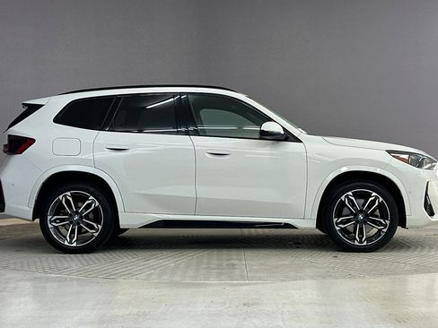 Used 2023 BMW X1 xDrive28i w/ M Sport Package image 8