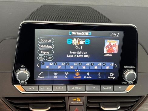 Used 2025 Nissan Altima 2.5 SV FWD image 22