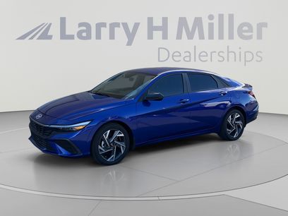 Certified 2025 Hyundai Elantra SEL