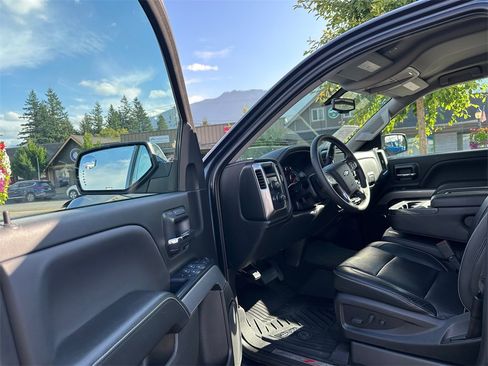 Used 2018 Chevrolet Silverado 1500 LTZ Z71 w/ Centennial Edition image 22
