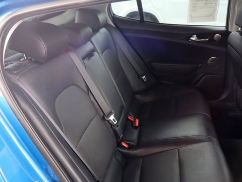 Used 2018 Kia Stinger Premium RWD image 15