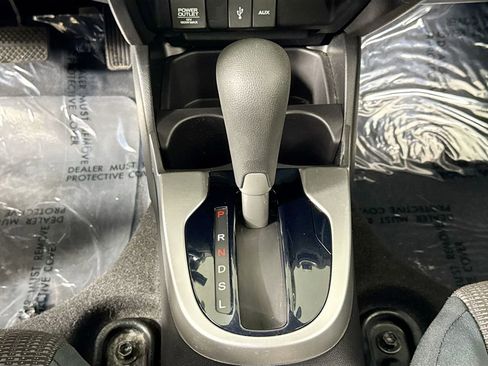 Used 2017 Honda Fit LX image 17