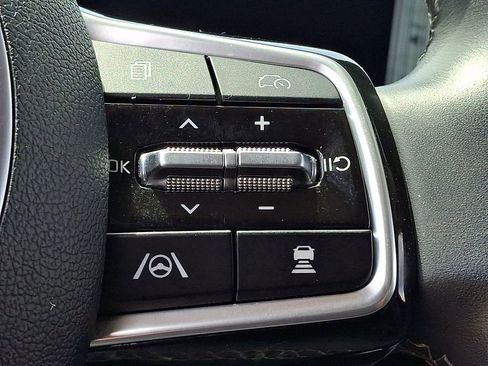 Used 2024 Kia Sorento S FWD image 22