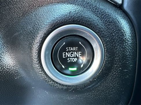 Used 2022 GMC Sierra 3500 Denali image 35