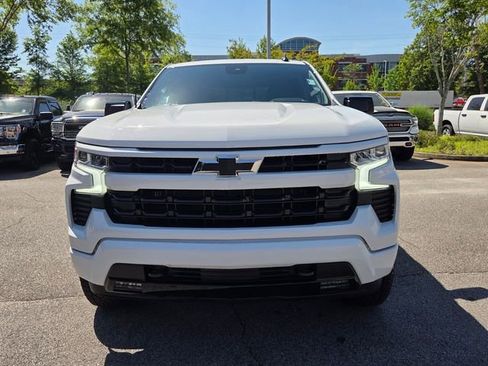 Used 2025 Chevrolet Silverado 1500 RST AWD/4WD image 2
