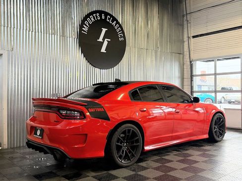 Used 2021 Dodge Charger Scat Pack w/ Daytona Edition Group RWD image 3