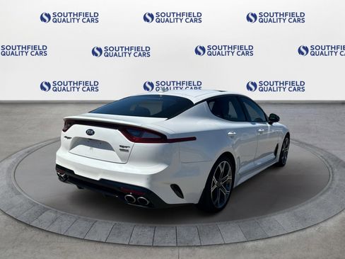 Used 2019 Kia Stinger GT2 image 7