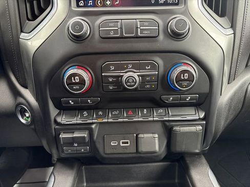 Used 2019 Chevrolet Silverado 1500 LT Trail Boss AWD/4WD image 16