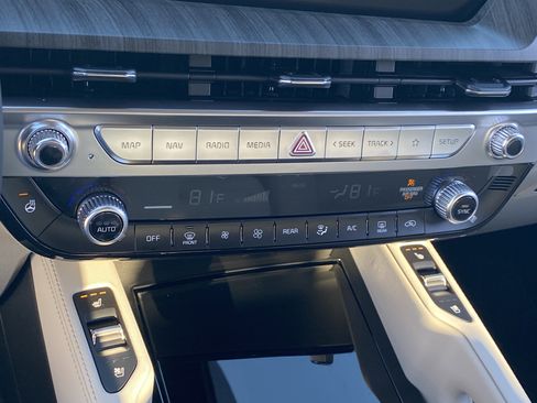 New 2025 Kia Telluride EX image 27