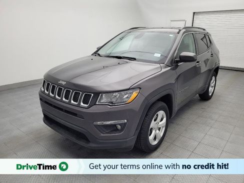 Used 2019 Jeep Compass Latitude w/ Cold Weather Group AWD/4WD image 1