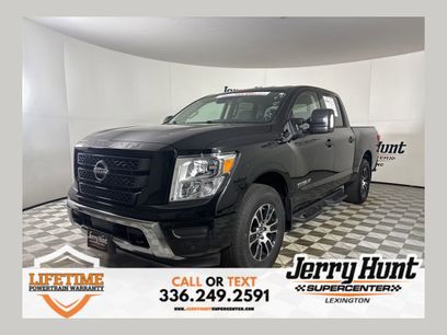 Used 2024 Nissan Titan SV w/ SV Convenience Package