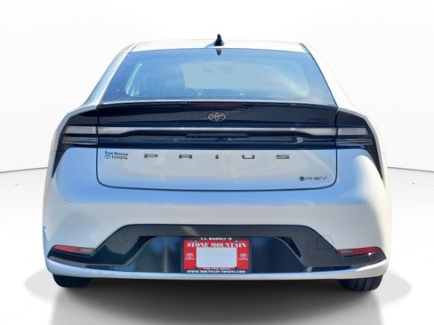 New 2026 Toyota Prius Plug-In Hybrid image 5