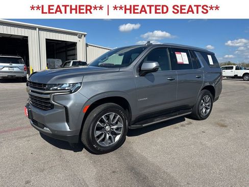 Used 2022 Chevrolet Tahoe LT w/ Luxury Package image 3