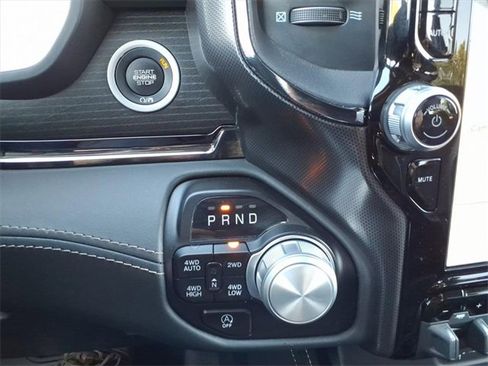 Used 2024 RAM 1500 Limited w/ Body Color Bumper Group image 20