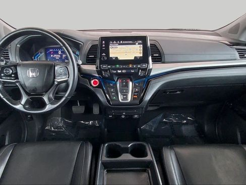 Used 2022 Honda Odyssey Touring image 16