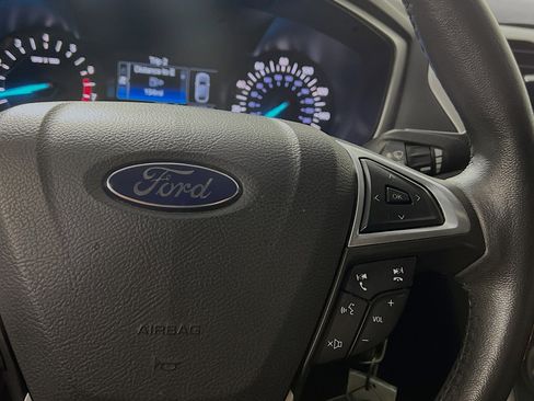 Used 2016 Ford Fusion SE w/ Equipment Group 201A image 20