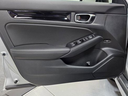 Used 2025 Honda Civic Sport Touring image 19