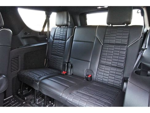 Used 2022 Cadillac Escalade ESV Sport Platinum AWD/4WD image 14