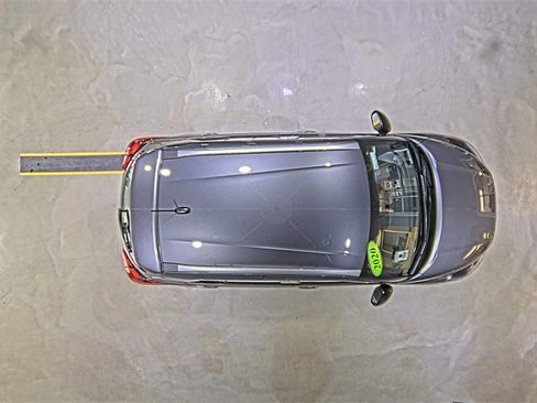 Used 2020 Nissan Kicks SR image 24