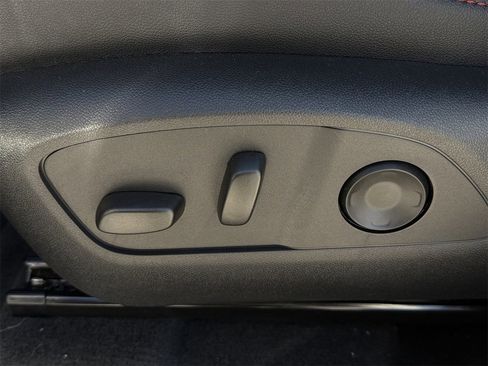 New 2026 Chevrolet Traverse RS image 24