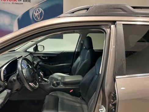 Used 2022 Subaru Outback Limited image 16