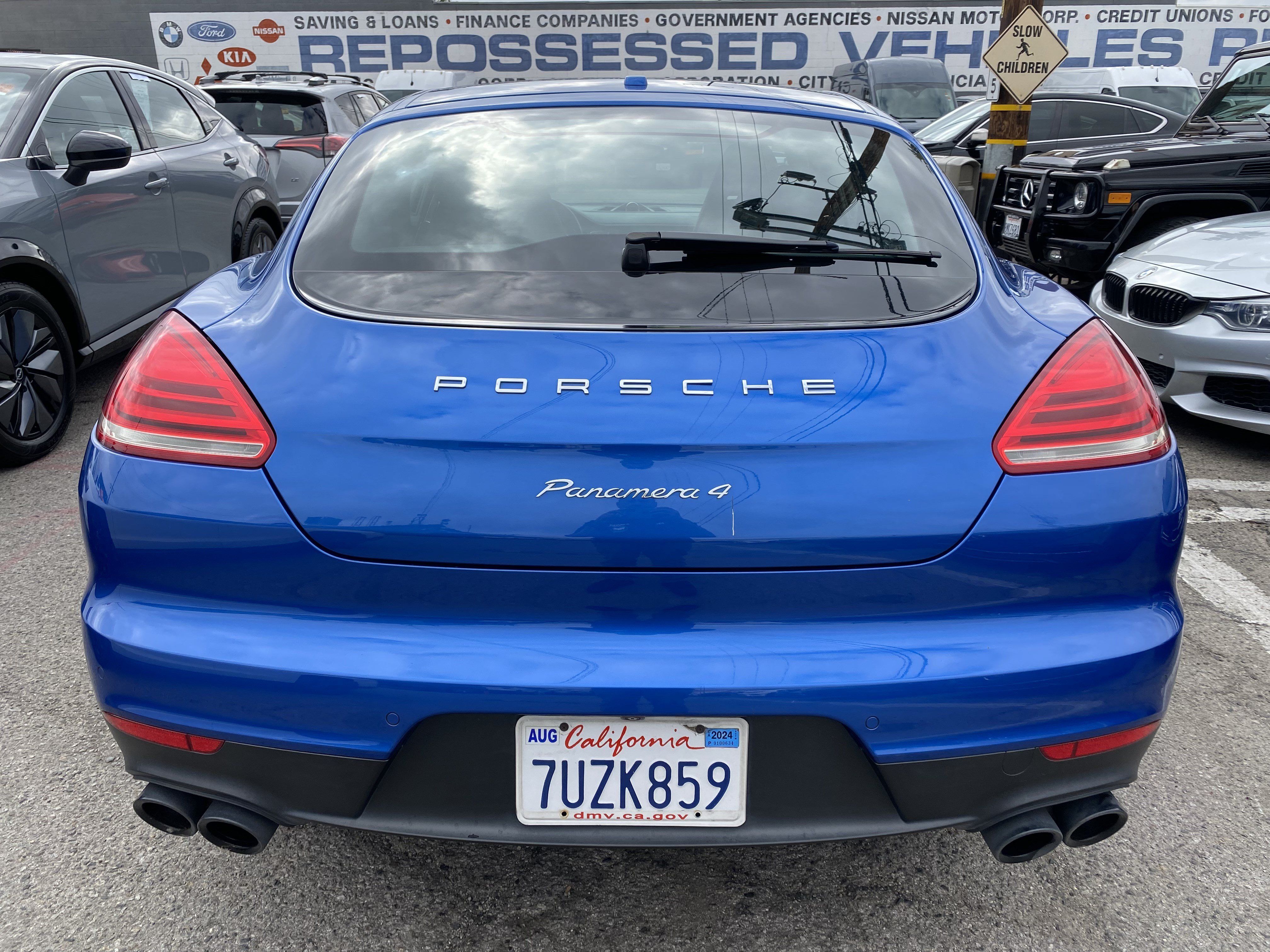 Used 2015 Porsche Panamera 4 AWD/4WD image 10