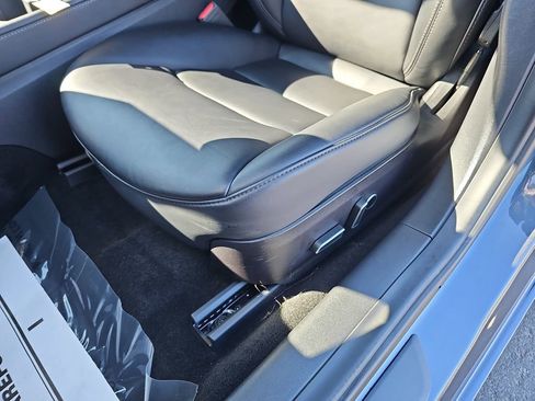 Used 2022 Tesla Model 3 image 33