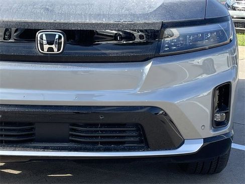New 2026 Honda Prologue Touring image 9